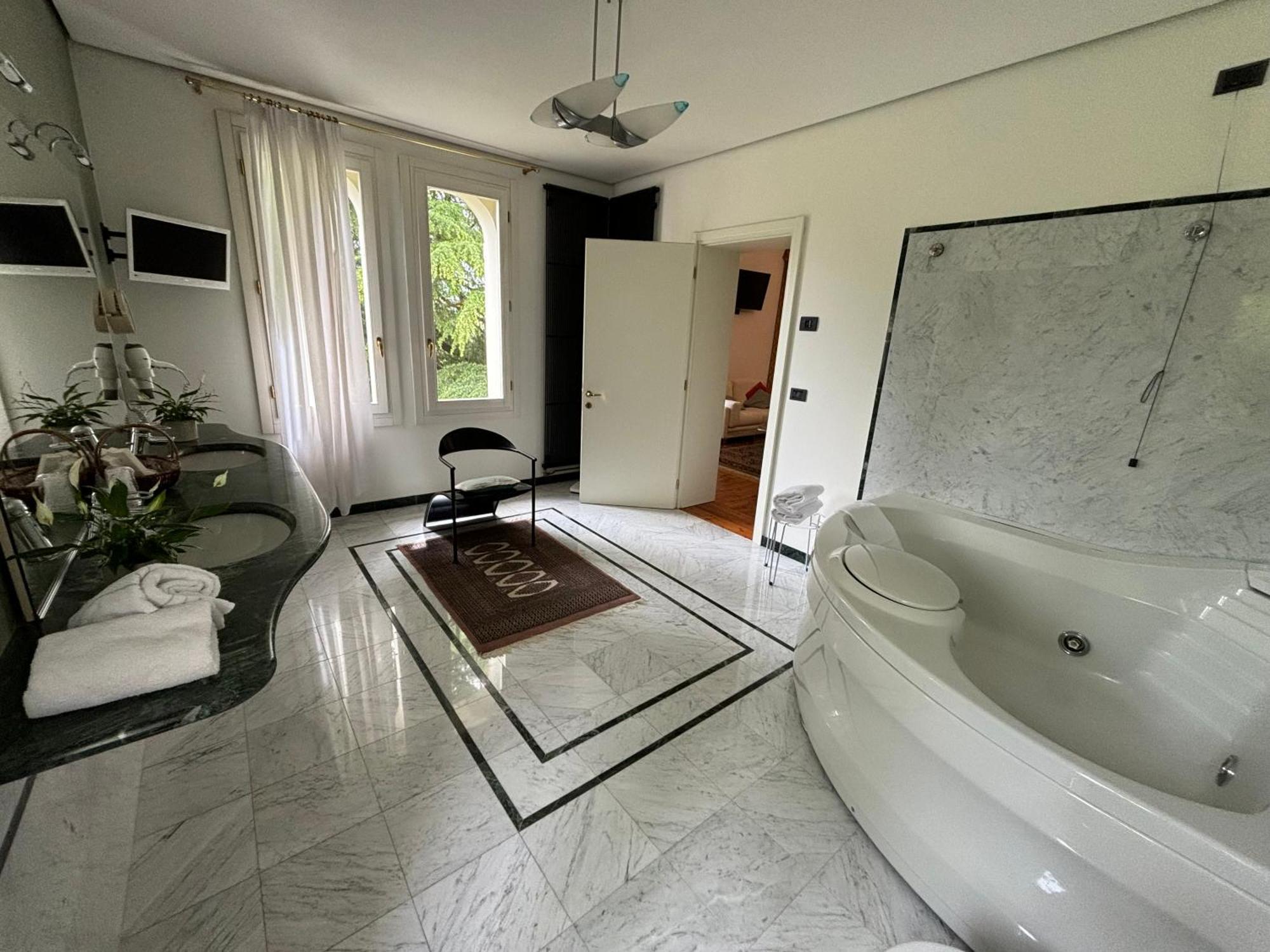 Hotel Villa Ca Damiani Caneva エクステリア 写真