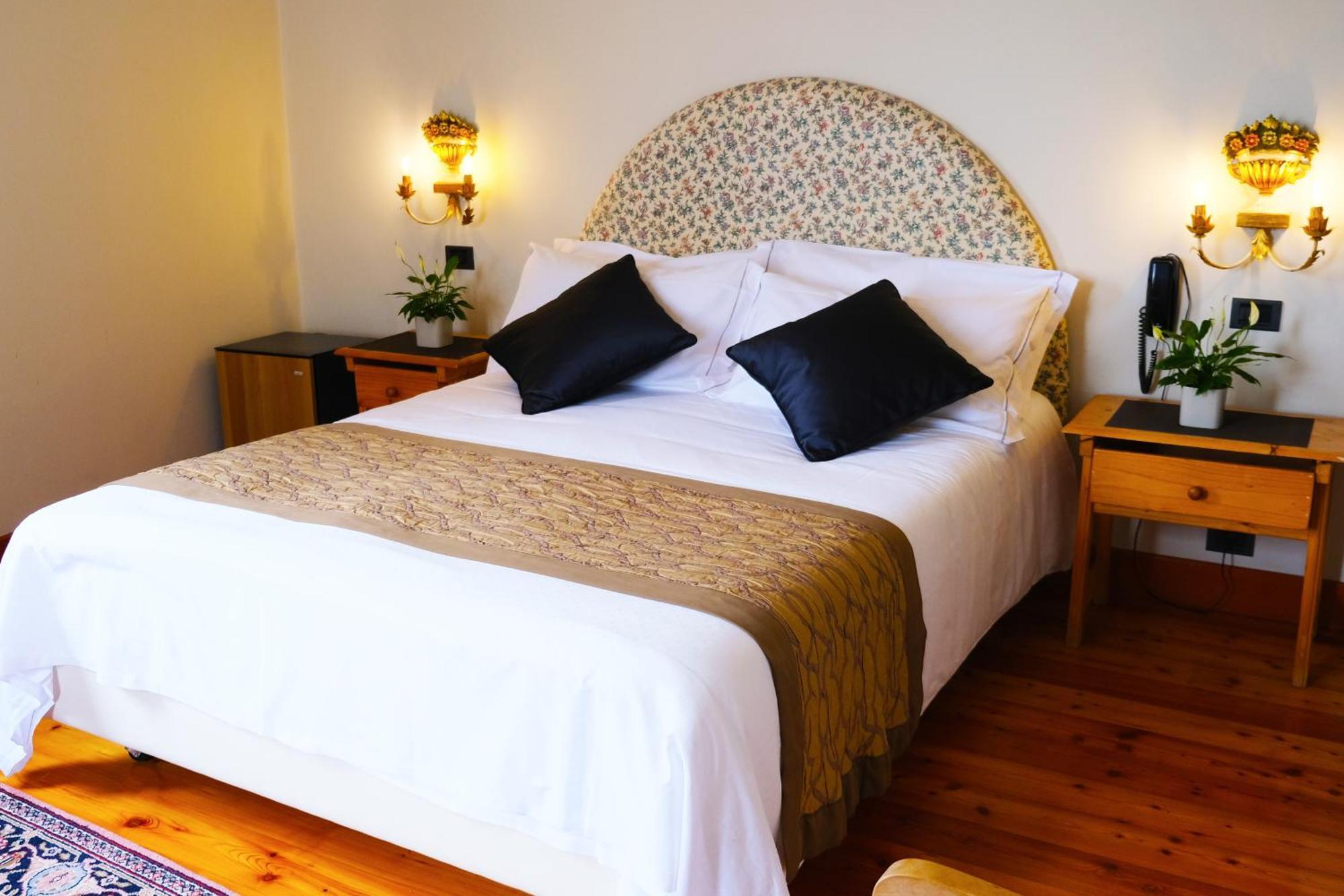 Hotel Villa Ca Damiani Caneva エクステリア 写真